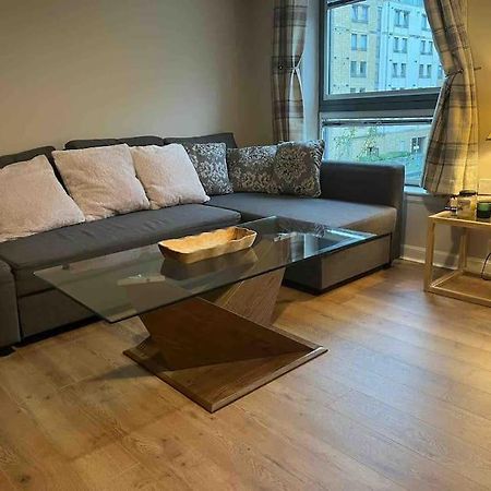Modern Edinburgh Apartment 2 Bedrooms & Two Bathrooms Zewnętrze zdjęcie