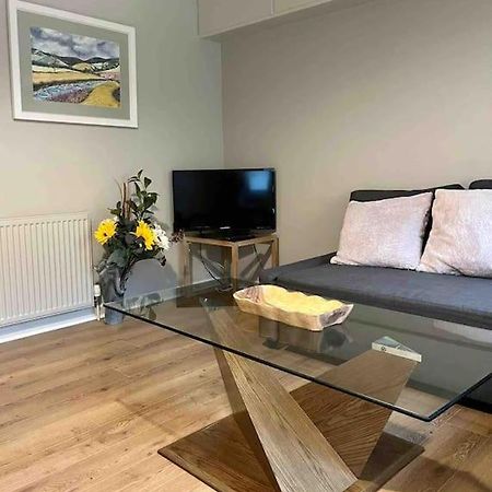 Modern Edinburgh Apartment 2 Bedrooms & Two Bathrooms Zewnętrze zdjęcie