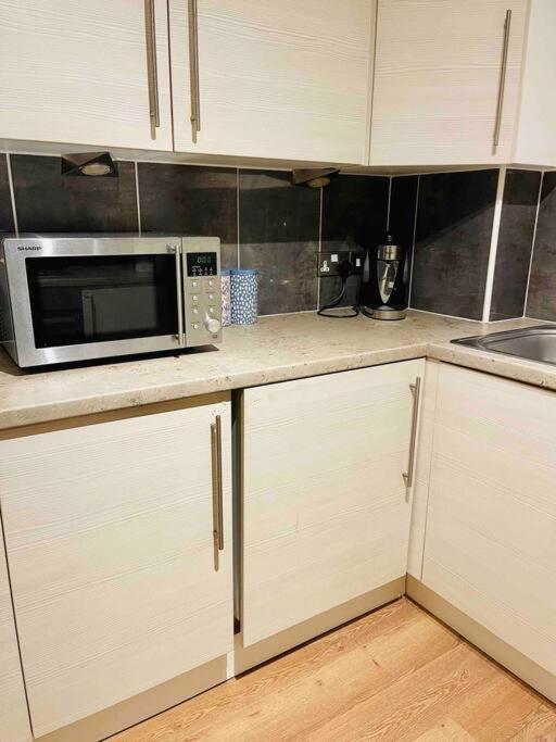 Modern Edinburgh Apartment 2 Bedrooms & Two Bathrooms Zewnętrze zdjęcie